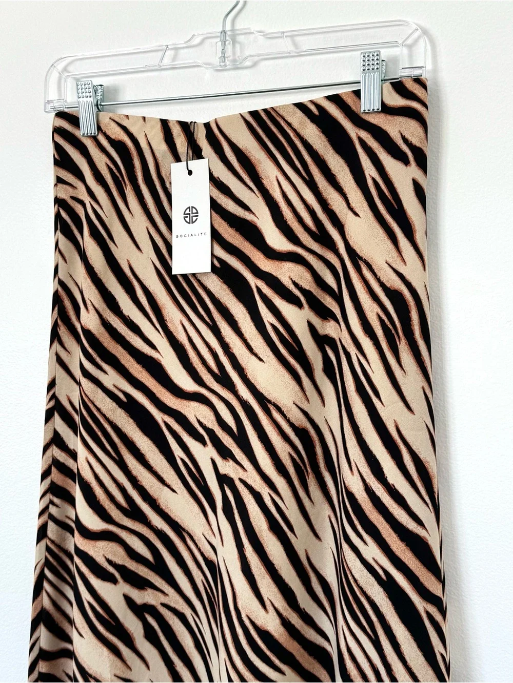 Socialite tiger print